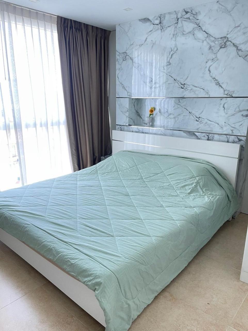 2 Bedrooms Near Pattaya Beach Extérieur photo