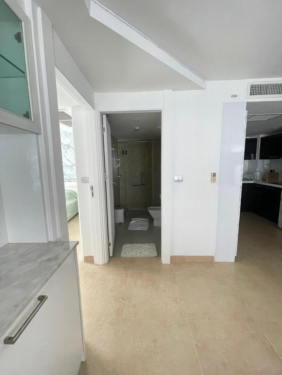 2 Bedrooms Near Pattaya Beach Extérieur photo