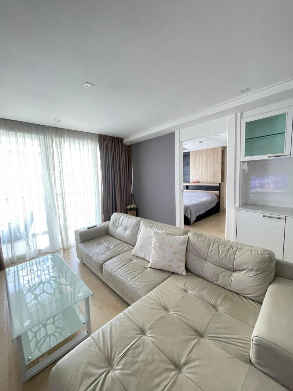 2 Bedrooms Near Pattaya Beach Extérieur photo